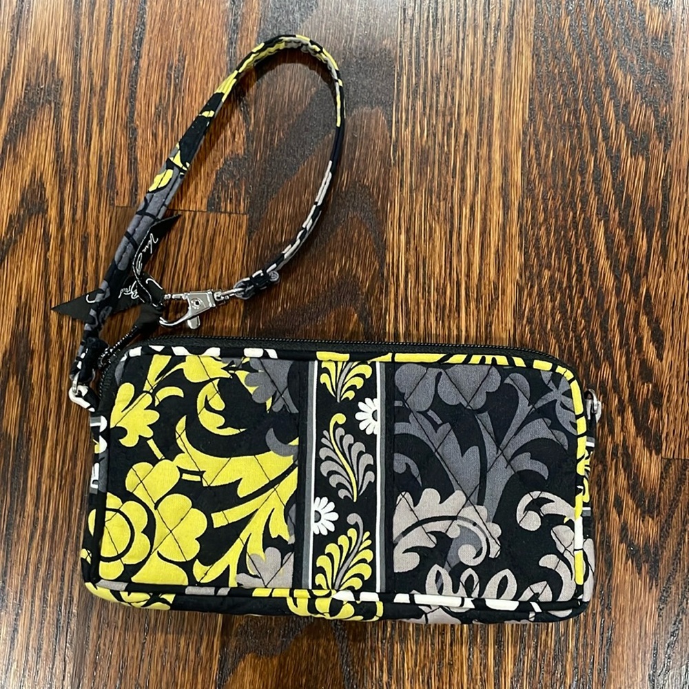 Vera Bradley Wristlet - Baroque